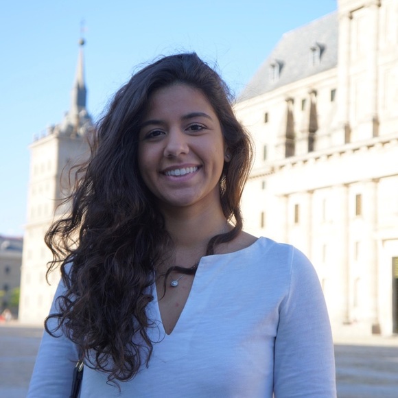 Meet the Posher Other - Meet your Posher, Valentina